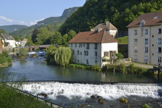 Au Fil De Lods Bed & Breakfast Dış mekan fotoğraf
