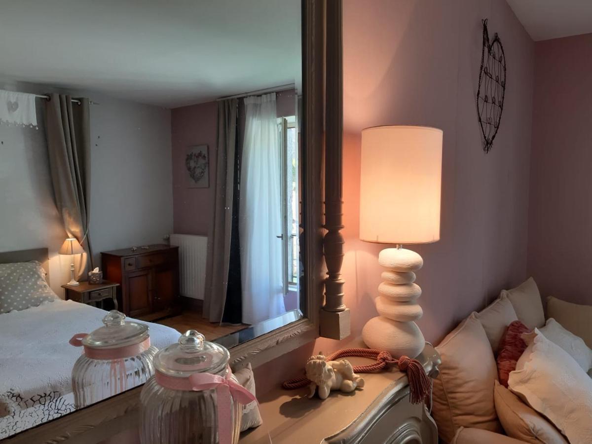 Au Fil De Lods Bed & Breakfast Dış mekan fotoğraf