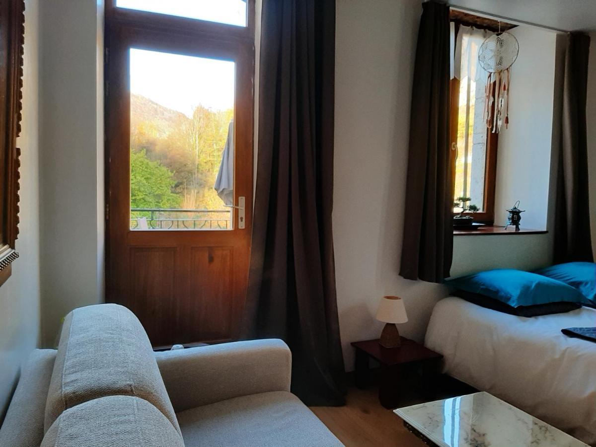 Au Fil De Lods Bed & Breakfast Dış mekan fotoğraf