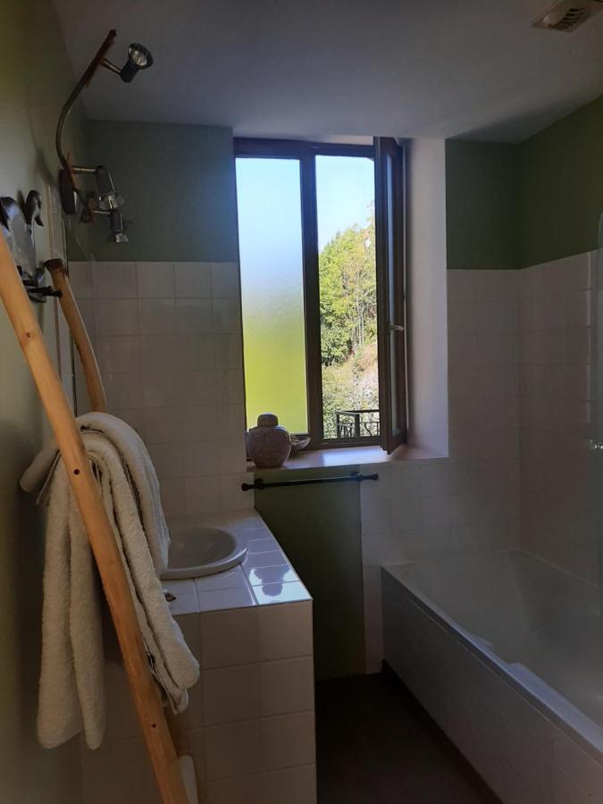 Au Fil De Lods Bed & Breakfast Dış mekan fotoğraf